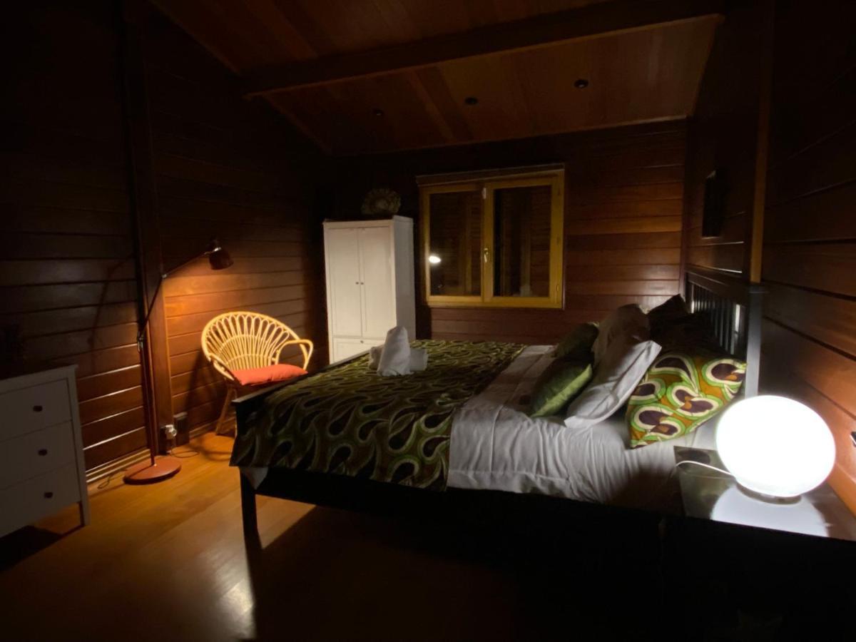 Wooden Double Room Minde Екстериор снимка